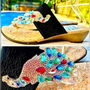 LOVE AND LIBERTY JEWELED PEACOCK THONG SANDALS SIZE 39 (9)~RARE*
